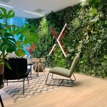 Een op maat gemaakte plantenwand